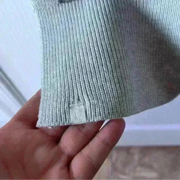 Lululemon Opened Up Poncho M/L - Picture 9 of 14